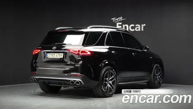 Mercedes-Benz GLE-Class 2022 — Photo 2/20