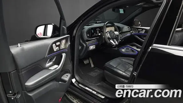 Mercedes-Benz GLE-Class 2022 — Photo 10/20