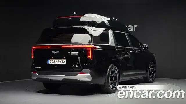 Kia Carnival 2024 — Photo 2/20