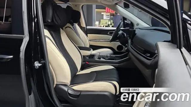 Kia Carnival 2024 — Photo 11/20