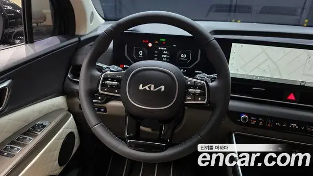 Kia Carnival 2024 — Photo 13/20