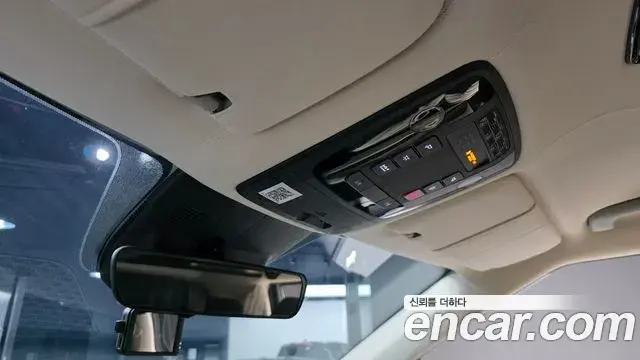Kia Carnival 2024 — Photo 18/20