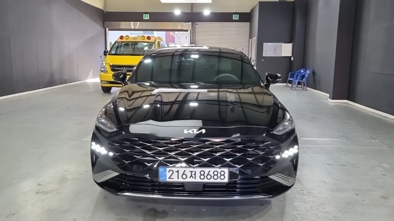 Kia K8 2021 — Photo 2/18