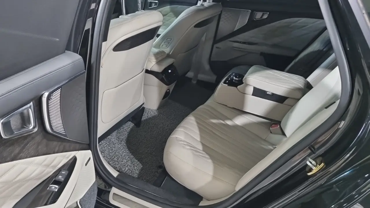 Kia K8 2021 — Photo 9/18