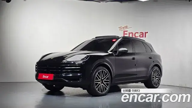 Porsche Cayenne 2024 — Photo 1/20