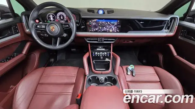 Porsche Cayenne 2024 — Photo 7/20