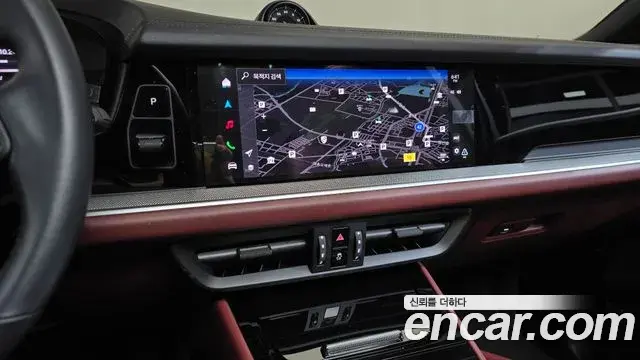 Porsche Cayenne 2024 — Photo 12/20