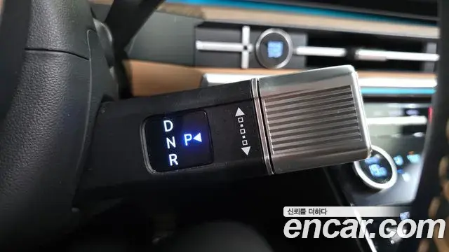 Hyundai Santa Fe 2025 — Photo 9/20