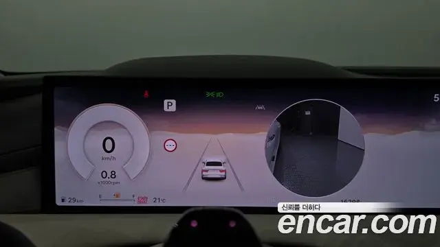 Genesis Electrified G80 2024 — Photo 8/20