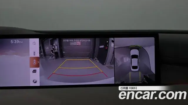 Genesis Electrified G80 2024 — Photo 15/20