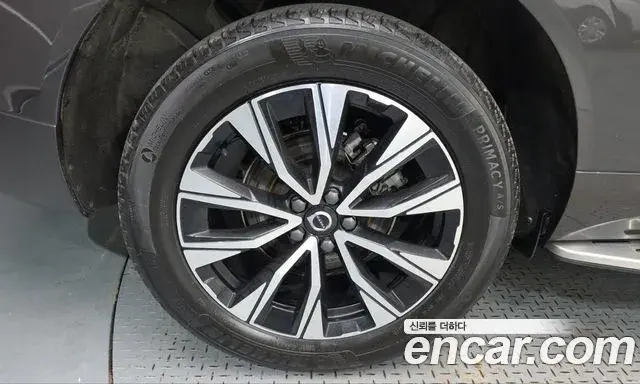 Volvo XC60 2022 — Photo 5/20