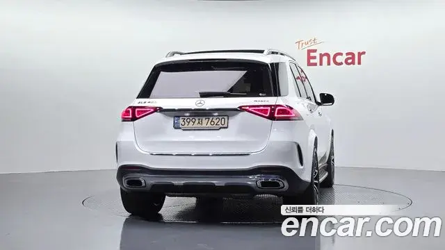 Mercedes-Benz GLE-Class 2023 — Фото 4/20