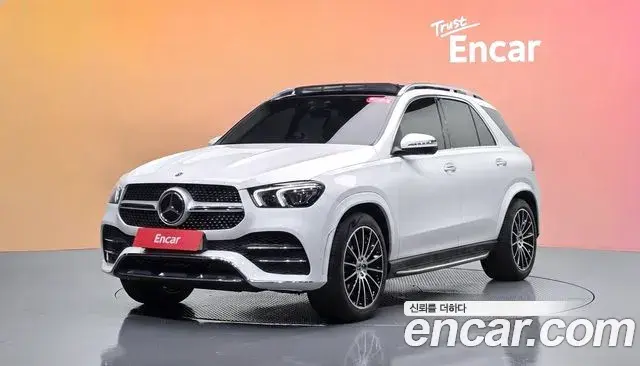 Mercedes-Benz GLE-Class 2023 — Фото 1/20