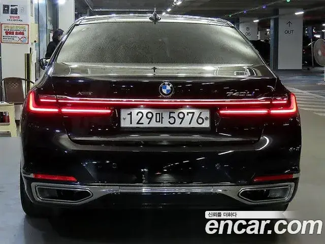 BMW 7 Series 2019 — Фото 4/20
