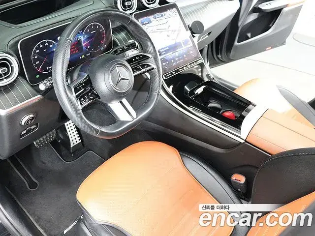 Mercedes-Benz GLC-Class 2023 — Photo 16/20
