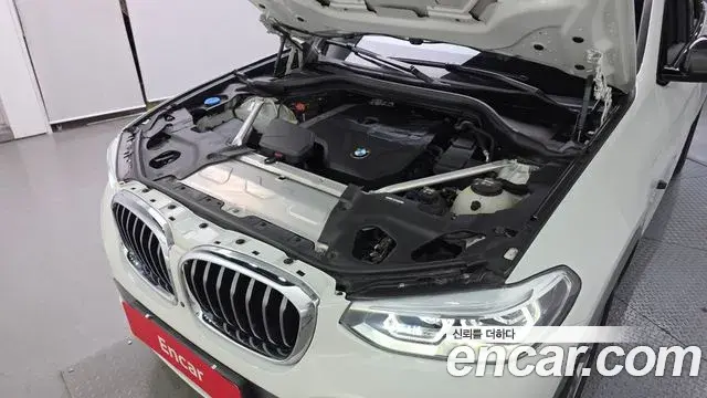 BMW X4 2021 — Photo 6/20