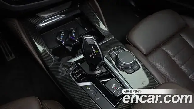 BMW X4 2021 — Photo 9/20