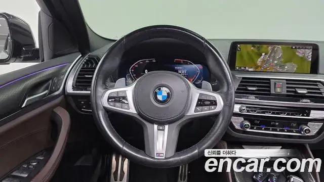 BMW X4 2021 — Photo 13/20