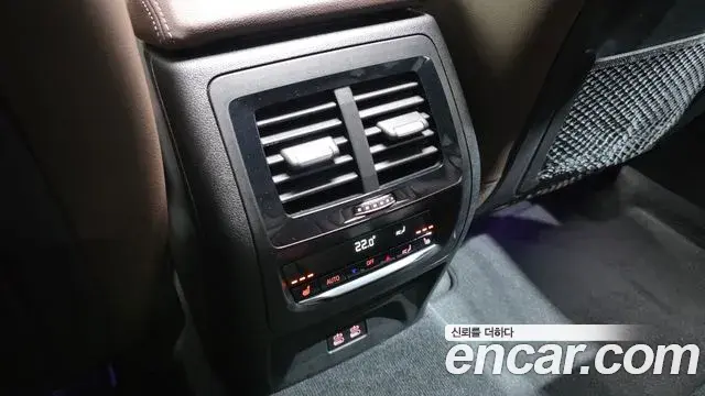 BMW X4 2021 — Photo 19/20