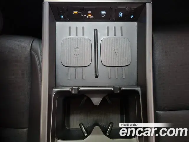 Hyundai Santa Fe 2026 — Photo 8/20