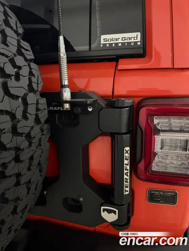 Jeep Wrangler 2019 — Фото 7/19