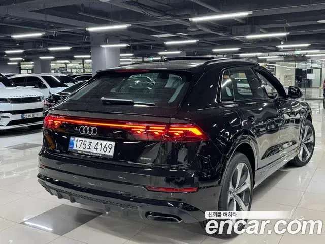 Audi Q7 2026 — Photo 2/15