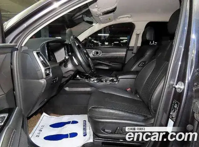 Kia Sorento 2020 — Photo 8/20