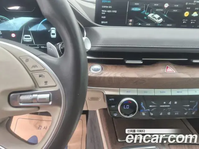 Genesis Electrified G80 2023 — Photo 7/20