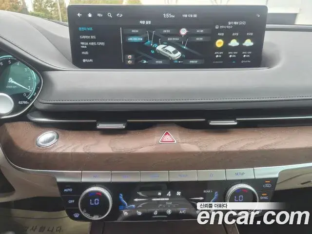 Genesis Electrified G80 2023 — Photo 8/20