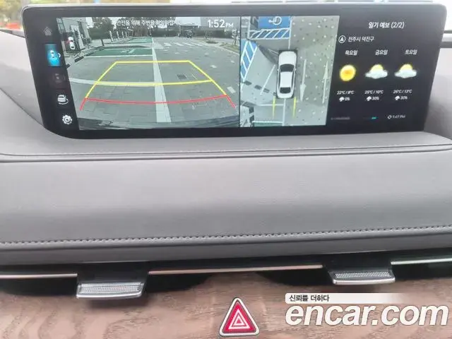 Genesis Electrified G80 2023 — Photo 11/20