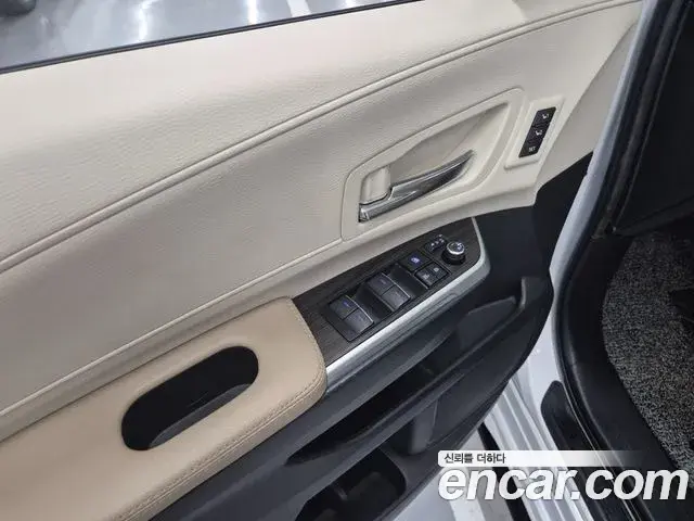 Toyota Sienna 2022 — Photo 12/20