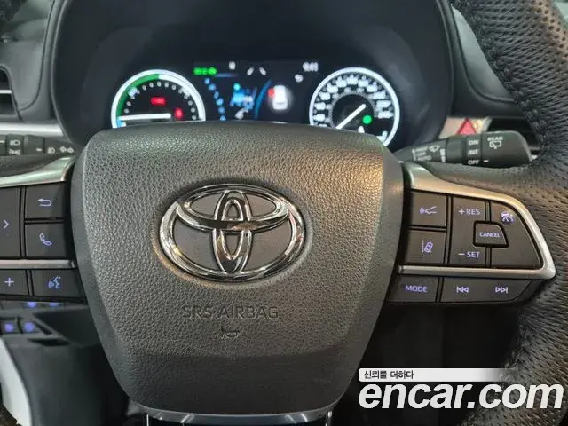 Toyota Sienna 2022 — Photo 14/20