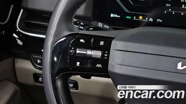 Kia Carnival 2025 — Photo 17/20