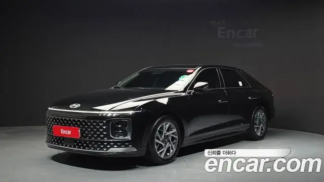 Hyundai Grandeur 2023 — Фото 1/20