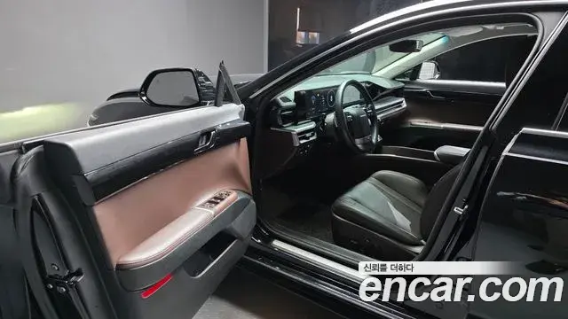 Hyundai Grandeur 2023 — Фото 10/20