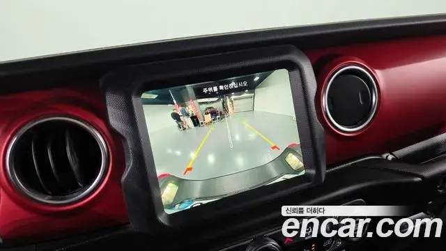 Jeep Gladiator 2023 — Photo 13/20