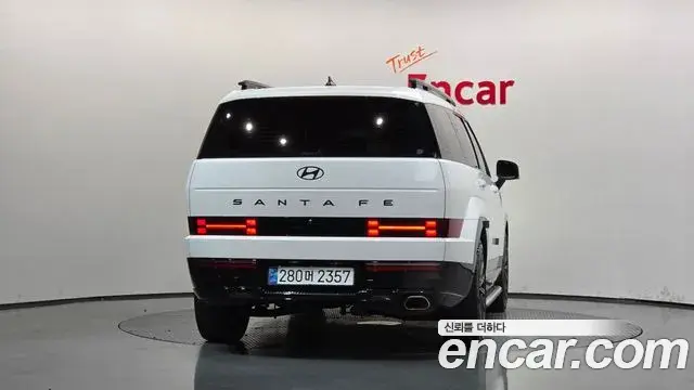 Hyundai Santa Fe 2024 — Photo 4/20