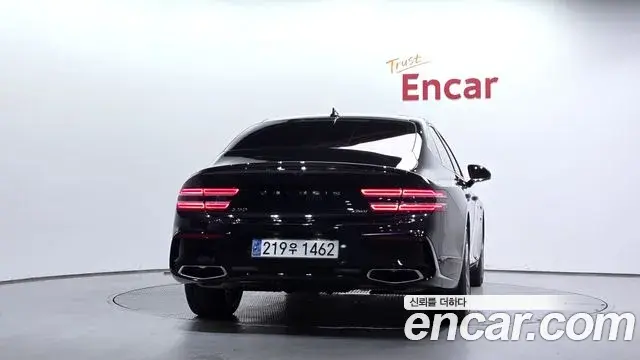 Genesis Electrified G80 2024 — Photo 4/20