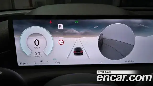 Genesis Electrified G80 2024 — Photo 8/20