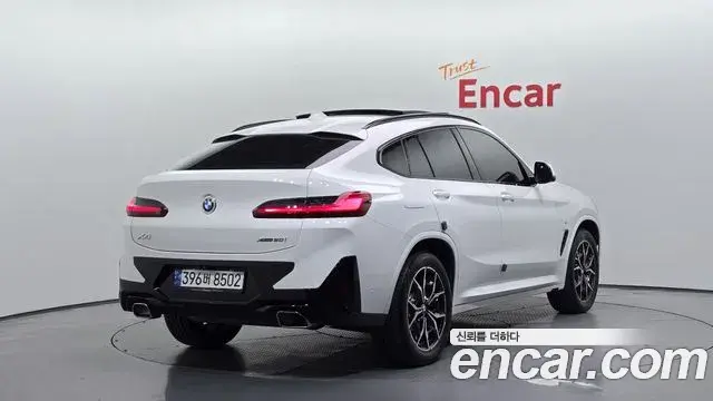 BMW X4 2022 — Фото 2/20