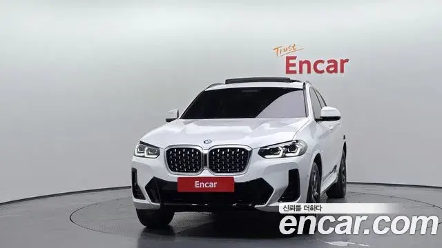 BMW X4 2022 — Фото 3/20