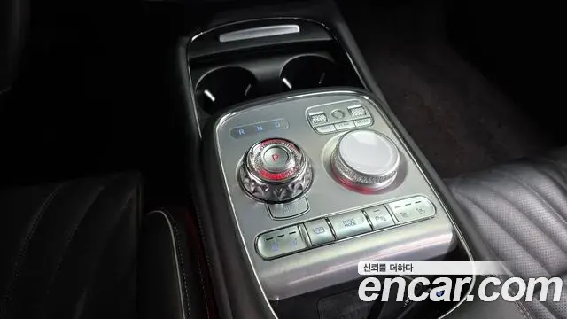 Genesis G90 2022 — Photo 9/20