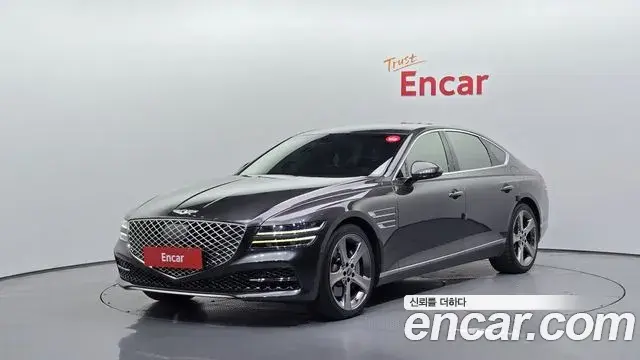 Genesis Electrified G80 2022 — Photo 1/20