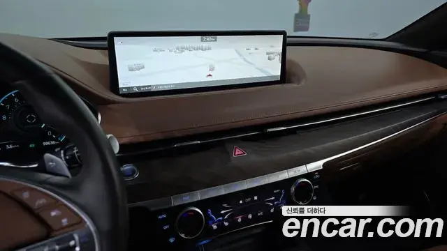 Genesis Electrified G80 2022 — Photo 12/20