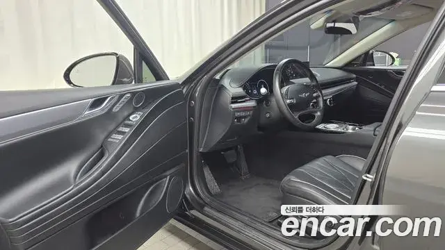 Genesis Electrified G80 2021 — Photo 10/20