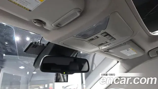 Toyota RAV4 2019 — Photo 19/20