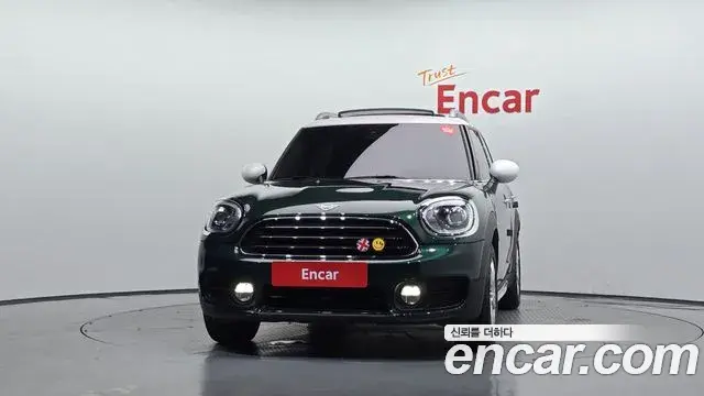 Mini Cooper Countryman 2019 — Photo 3/20