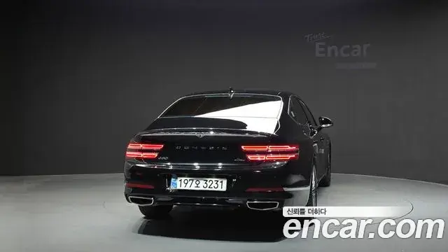 Genesis Electrified G80 2022 — Photo 4/20