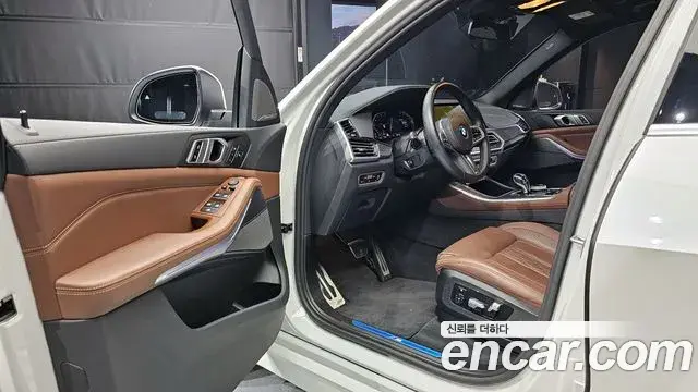 BMW X5 2023 — ფოტო 17/20