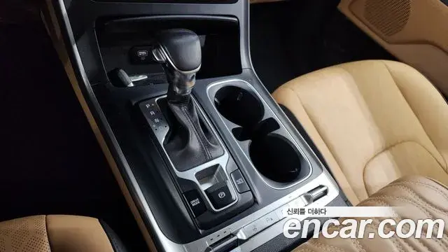 Kia Carnival 2020 — Photo 14/20